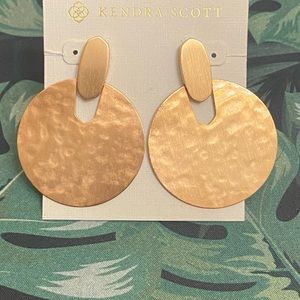 Kendra Scott Didi Drop Hammered Earrings in Rose Gold Vintage Style